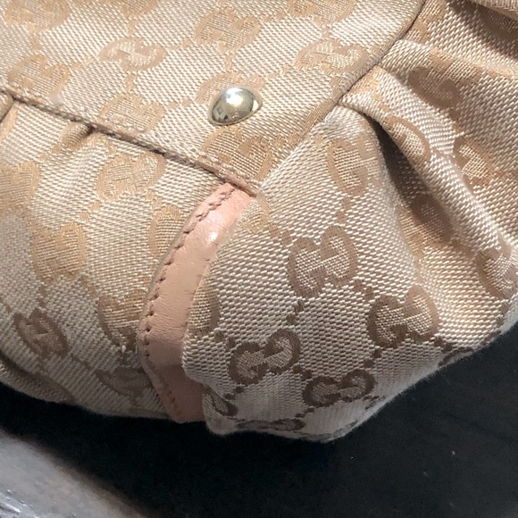 Anthenitic Gucci Abbey D Ring hand bag - Picture 12 of 16